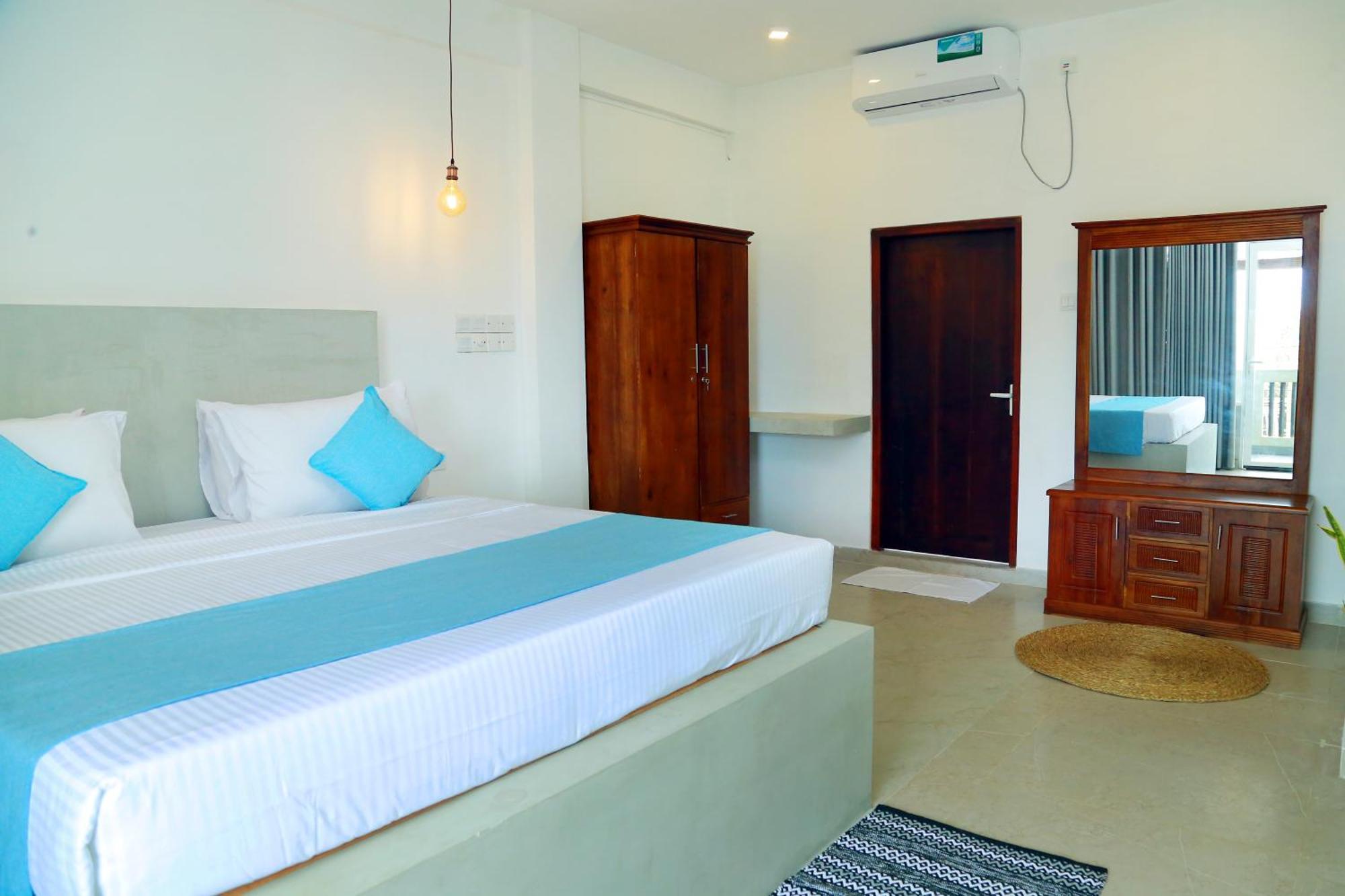 Cocos Hotel Oost-Oost-Midigama Buitenkant foto